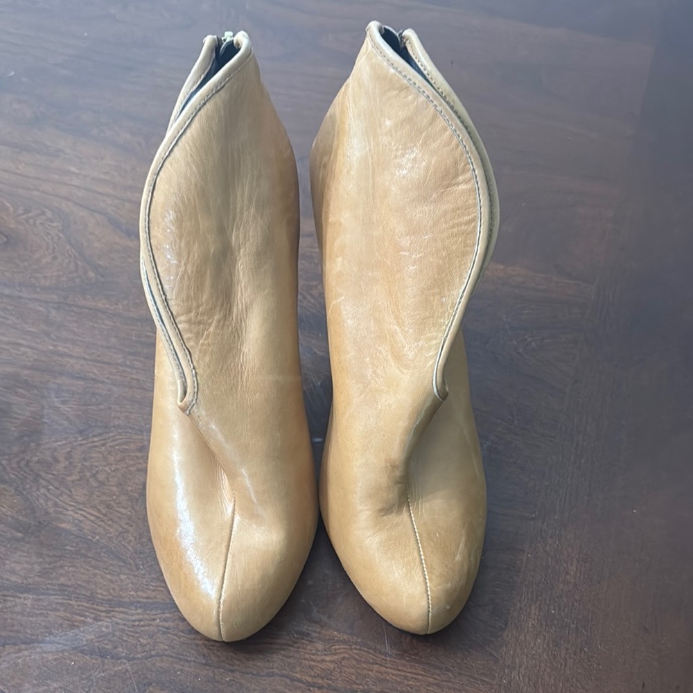 Vince Camuto Camel Leather Ankle Booties